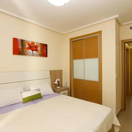 Jardines 9 * Дения